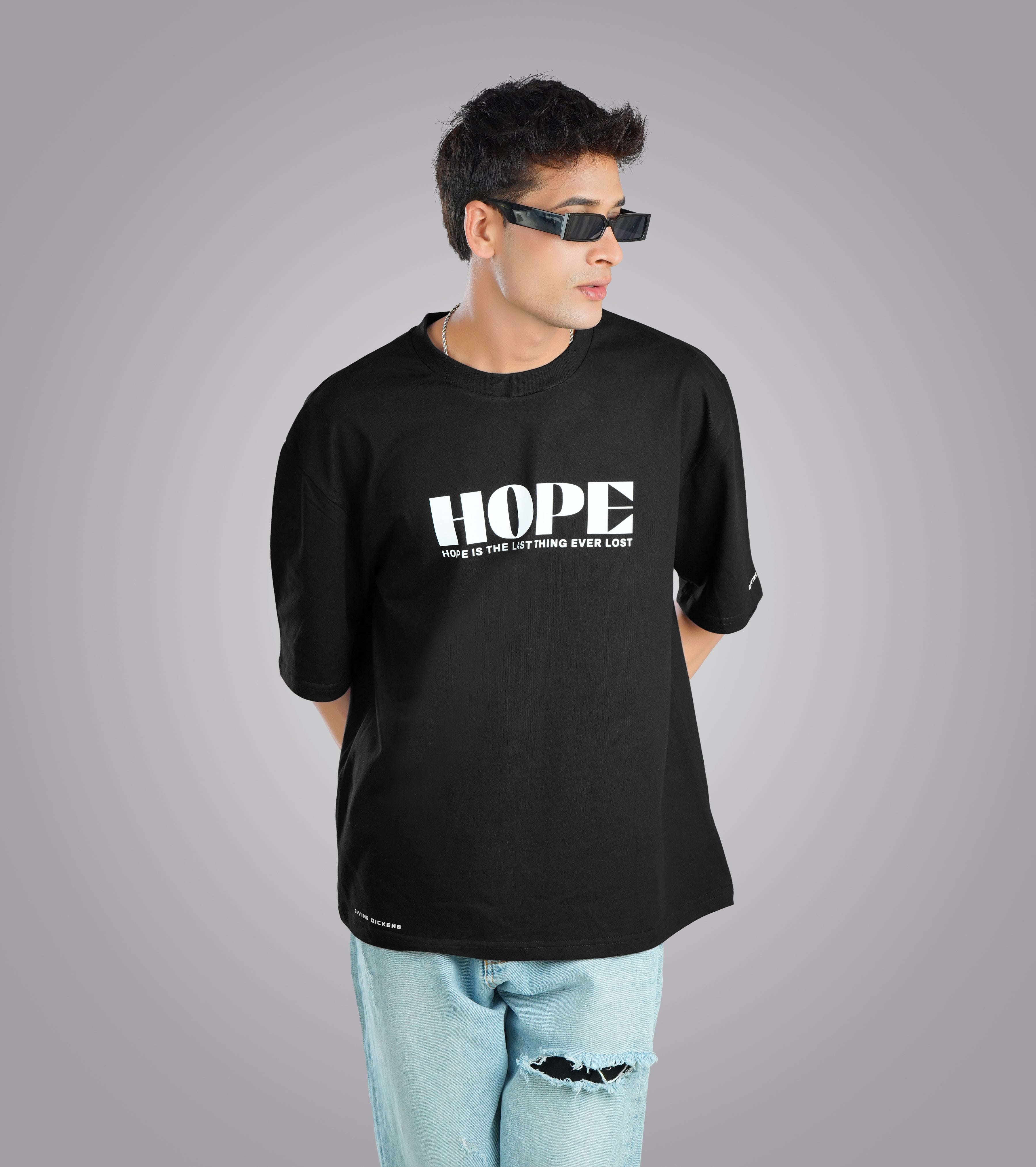 Hope Black Oversized Tee – Divine Dickens